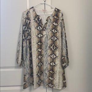 Snakeskin style shift dress